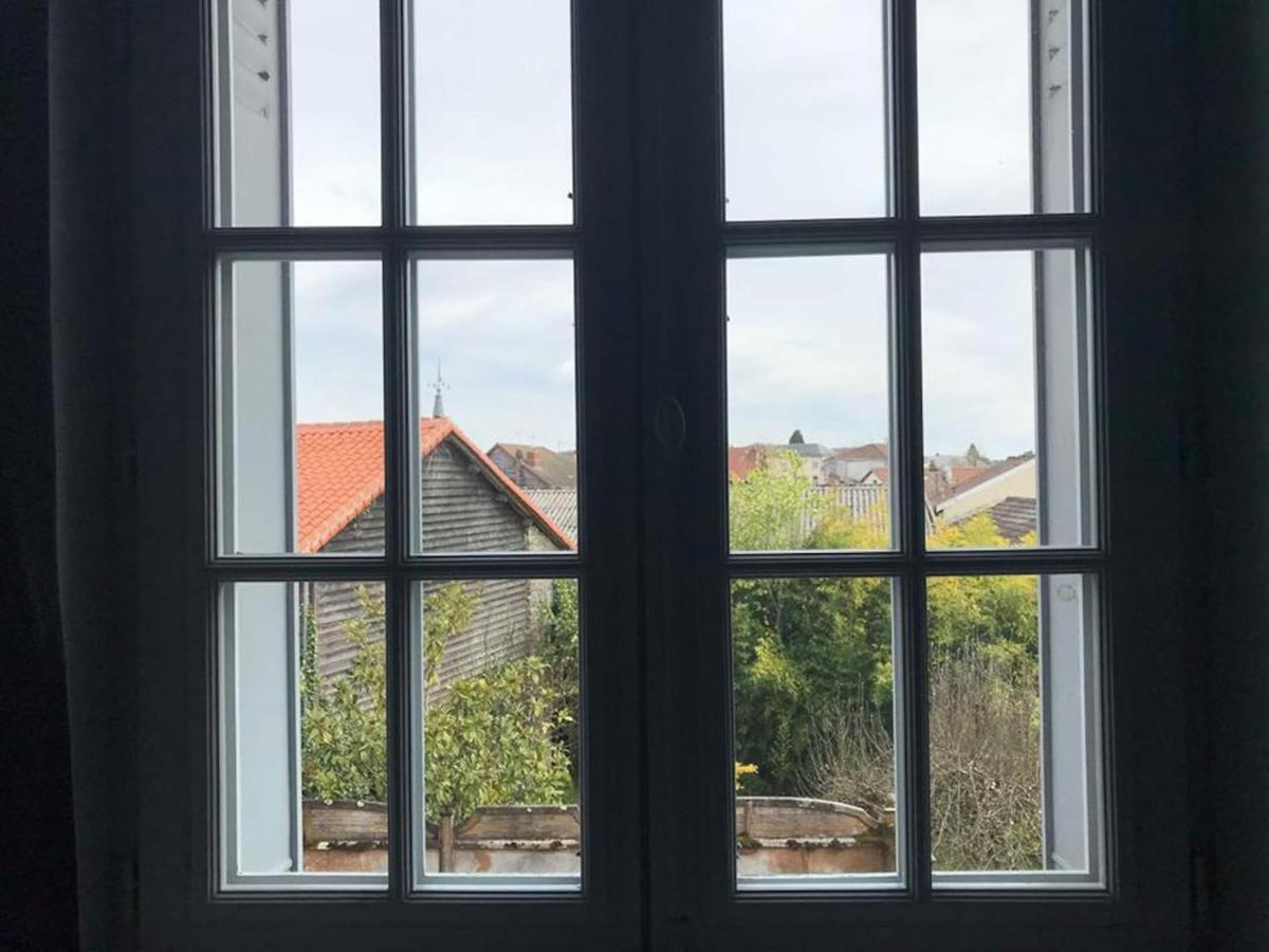 Le Compostelle Chic, Charme, Confort, Cocooning 80 M² Saint-Leonard-de-Noblat Exterior photo